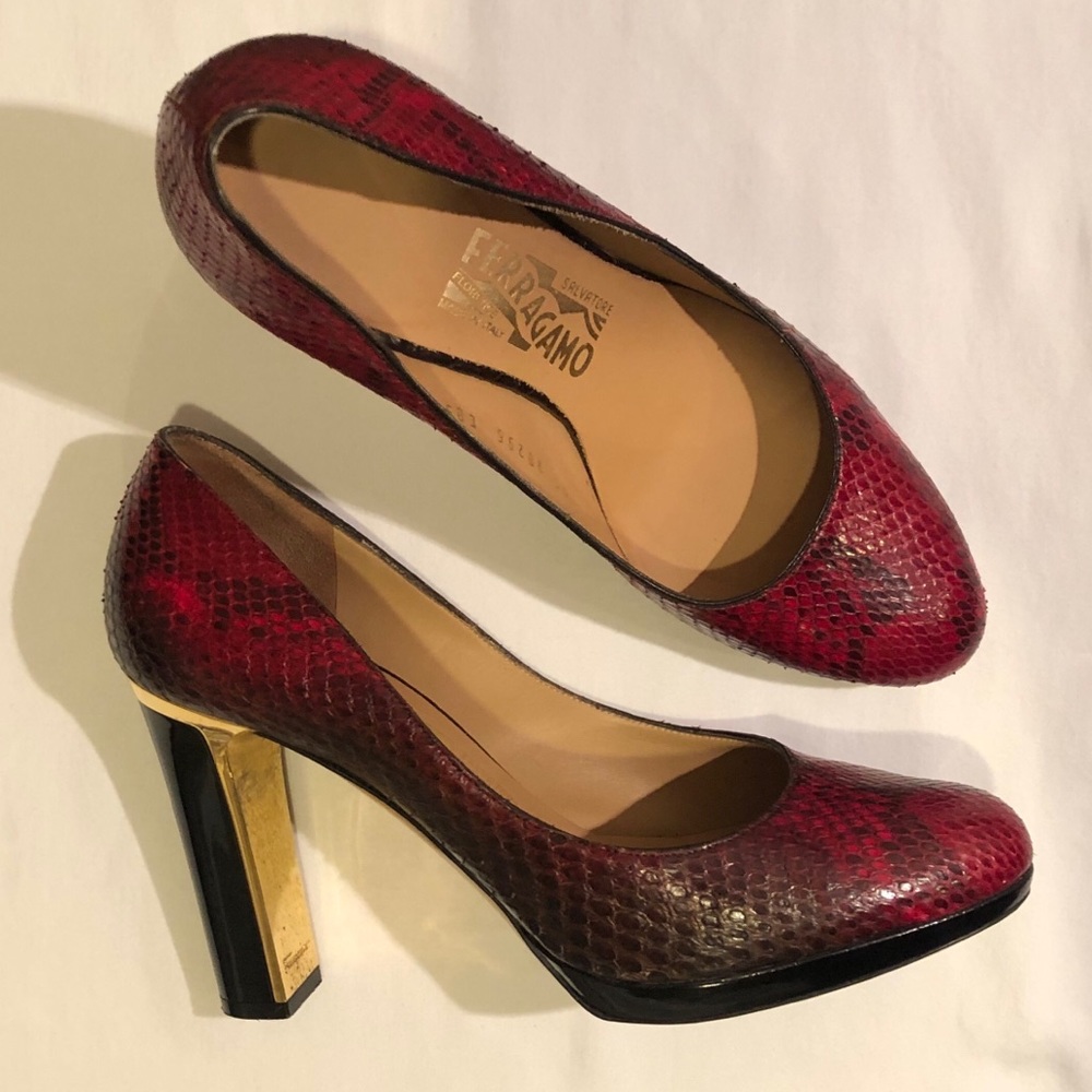 FERRAGAMO - Tamino Python Heels